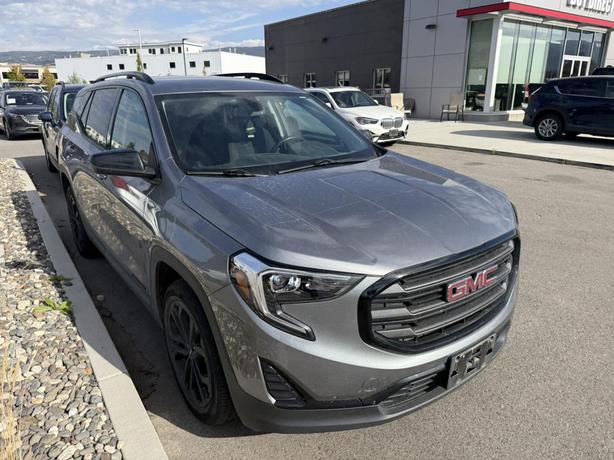 2019 GMC Terrain SLE image 1