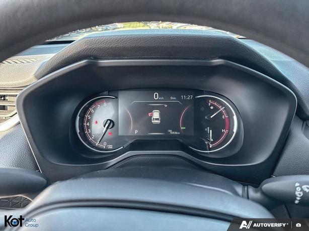 2023 Toyota RAV4 LE image 7