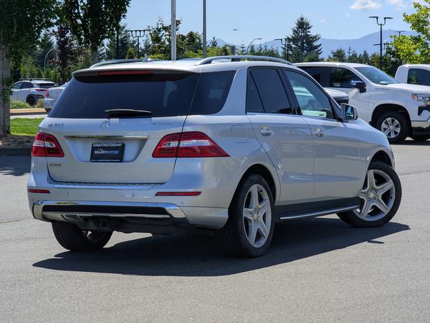 2015 Mercedes-Benz M-Class ML 350 BluTEC - Diesel, Sunroof, NAV image 6