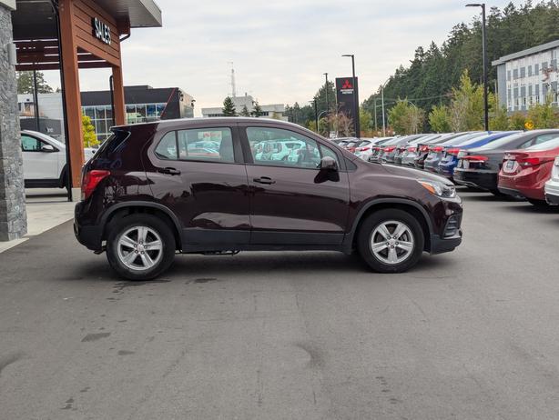 2021 Chevrolet Trax LS - Low KMs, Android Auto, Apple CarPlay image 5