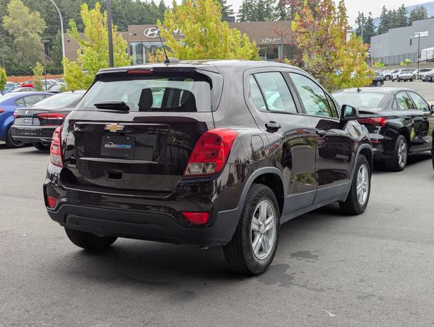 2021 Chevrolet Trax LS - Low KMs, Android Auto, Apple CarPlay image 6