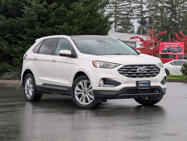 2023 Ford Edge Titanium- No Accidents, Heated Seats, Sunroof, AWD image 4