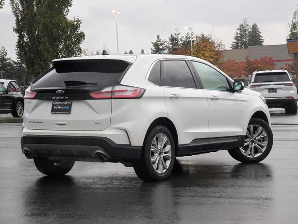 2023 Ford Edge Titanium- No Accidents, Heated Seats, Sunroof, AWD image 6