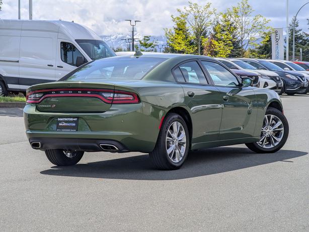 2023 Dodge Charger SXT - AWD, Navigation, Heated Seats image 5