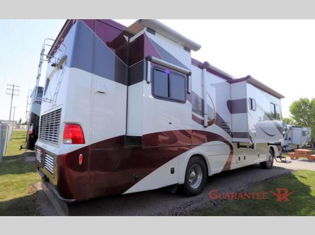 Used 2007 Country Coach Tribute 260 image 4