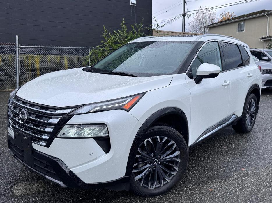 2024 Nissan Rogue AWD Platinum display photo