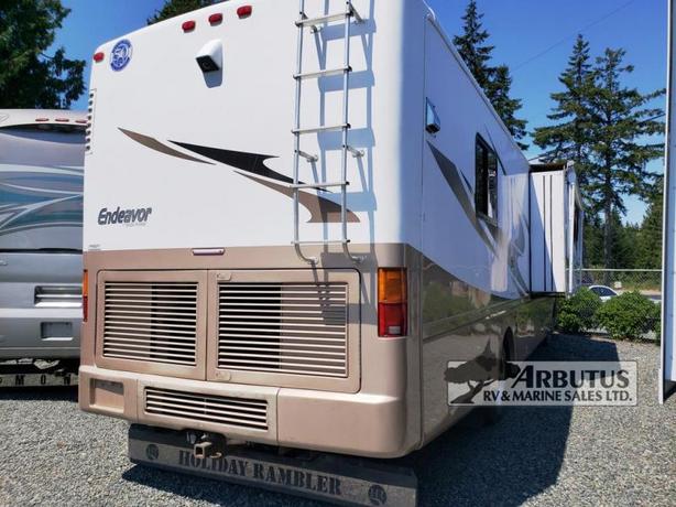 Used 2004 Holiday Rambler Endeavor 38 PST image 3