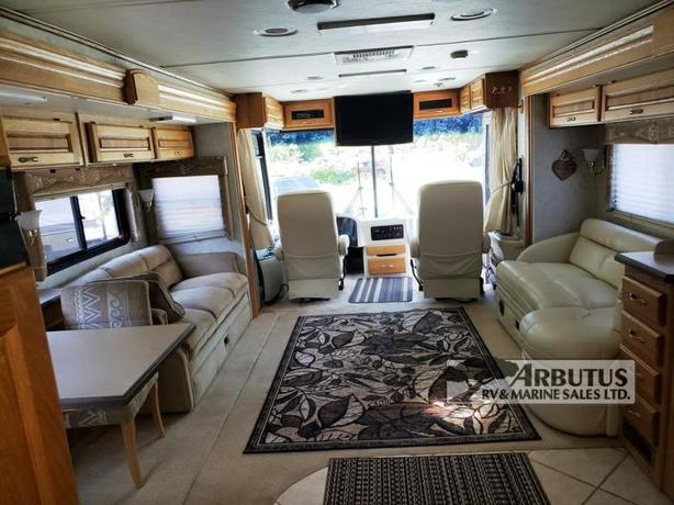 Used 2004 Holiday Rambler Endeavor 38 PST image 5