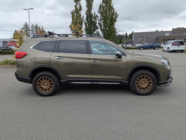 2022 Subaru Ascent Premier - No Accidents, Sunroof, Leather, AWD image 5