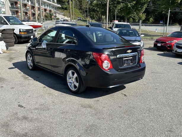 2015 Chevrolet Sonic image 6