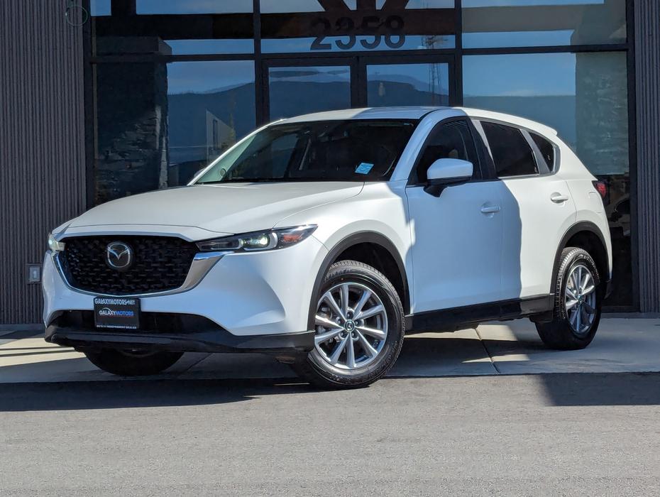 2025 Mazda CX-5 GS - No Accidents, Heated Seats, AWD display photo