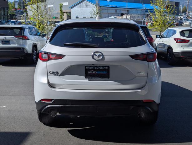 2025 Mazda CX-5 GS - No Accidents, Heated Seats, AWD image 7