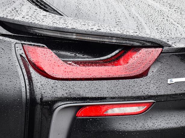 2017 BMW i8 Protonic Edition - Navigation, No Accidents image 6