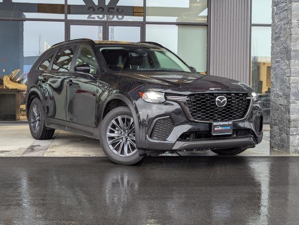 2025 Mazda CX-70 GS-L - No Accidents, Leather, Heated Seats image 4