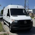 2022 Mercedes-Benz Sprinter 2500  High Roof Cargo Van 170-inch WheelBase thumbnail image 2