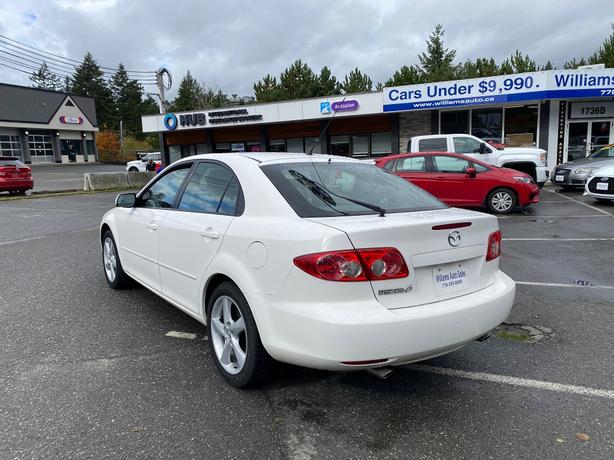 2004 Mazda  Mazda6 i image 7