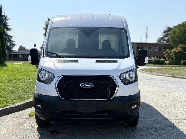 2022 Ford Transit 250 Cargo Van image 3