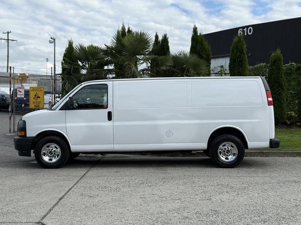 2018 GMC Savana G2500 Extended Cargo with Shelving image 6