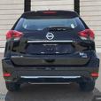 2017 NISSAN ROGUE thumbnail image 5