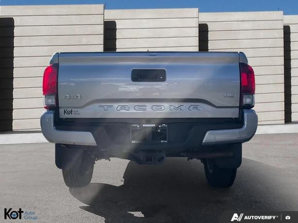 2019 TOYOTA TACOMA image 3