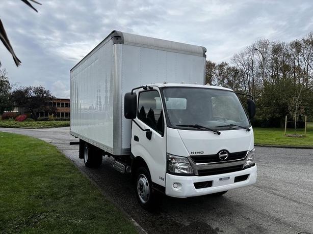 2018 Hino 195 16 Foot Cube Van 3 Seater Diesel image 1