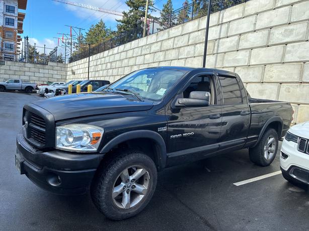 2007 Dodge RAM 1500 4WD Quad Cab 140.5 SLT | Cruise Control! image 4