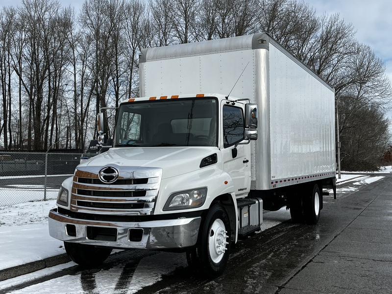 2019 Hino 338 24 Foot Cube With Power Tailgate Diesel display photo