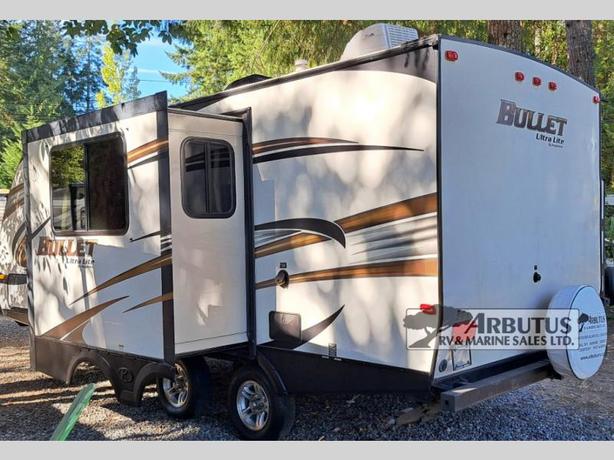 Used 2015 Keystone RV Bullet 212RBSWE image 3