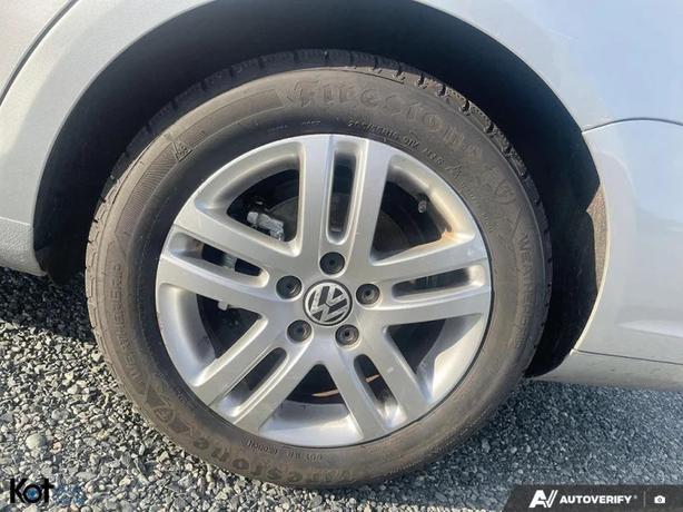 2011 VOLKSWAGEN GOLF WAGON image 6