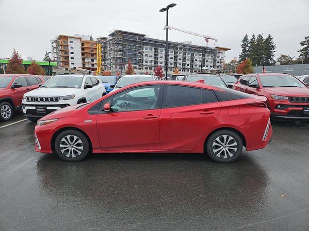 2020 Toyota Prius Prime image 3