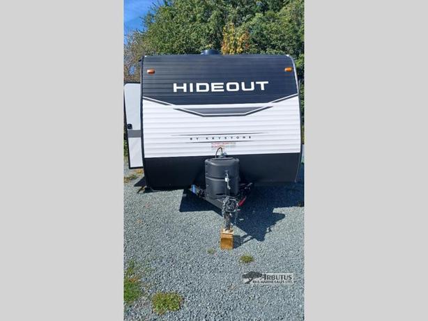 Used 2022 Keystone RV Hideout Single Axle 174RK image 2