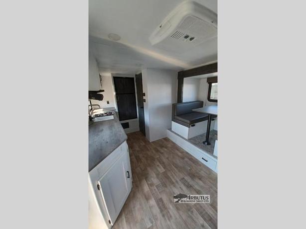 Used 2022 Keystone RV Hideout Single Axle 174RK image 6