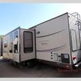 Used 2014 Forest River RV Rockwood Signature Ultra Lite 8293 thumbnail image 4