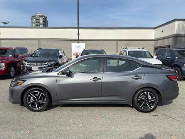 2024 Nissan Sentra SV - Apple CarPlay, Android Auto, Dual Climate image 7