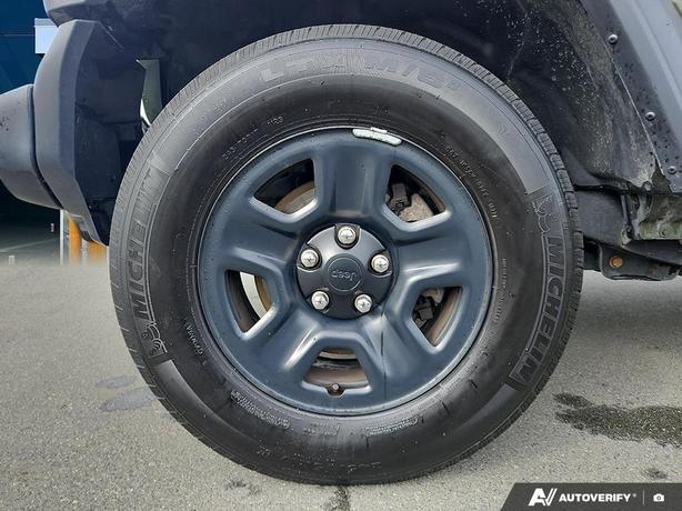 2022 Jeep Wrangler Sport 4x4 | No Reported Accidents | One Owner! image 6