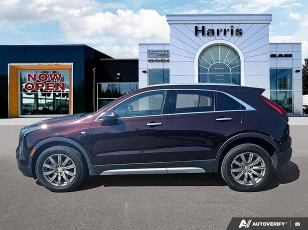 2021 Cadillac XT4 AWD Premium Luxury | No Reported Accidents! image 3