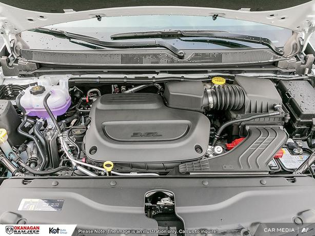 2026 Chrysler Grand Caravan SXT demo image 6