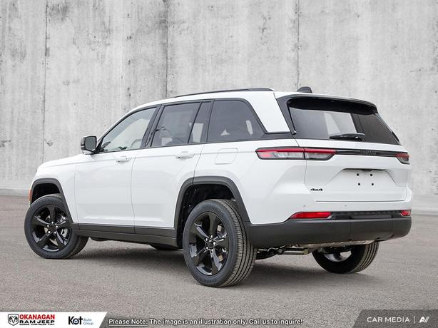2025 Jeep Grand Cherokee Altitude | DEMO CLEAROUT | SAVE $5,060! | Trailer Tow P image 4
