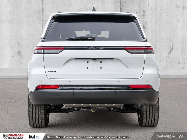 2025 Jeep Grand Cherokee Altitude | DEMO CLEAROUT | SAVE $5,060! | Trailer Tow P image 5