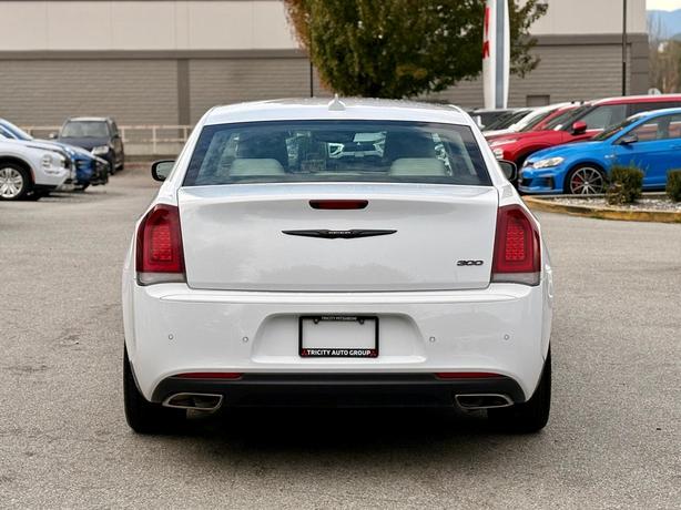 2023 Chrysler 300 Touring L - No Accidents, Leather, Navigation image 7
