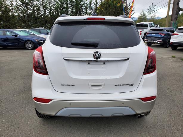 2018 Buick Encore Premium - Nav, Heated Seats, Moonroof image 7