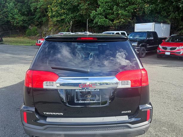 2017 GMC  Terrain SLE image 3