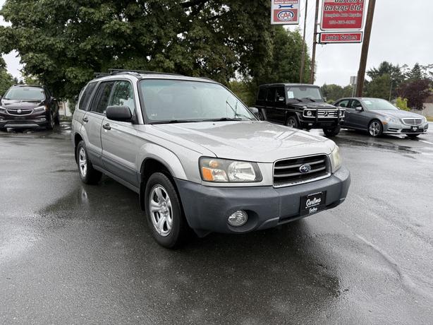 2005 Subaru Forester image 1