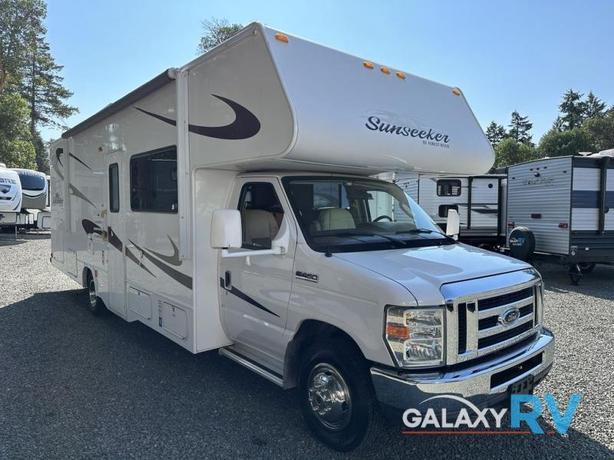 Used 2010 Forest River RV Sunseeker 2860DSFord image 1