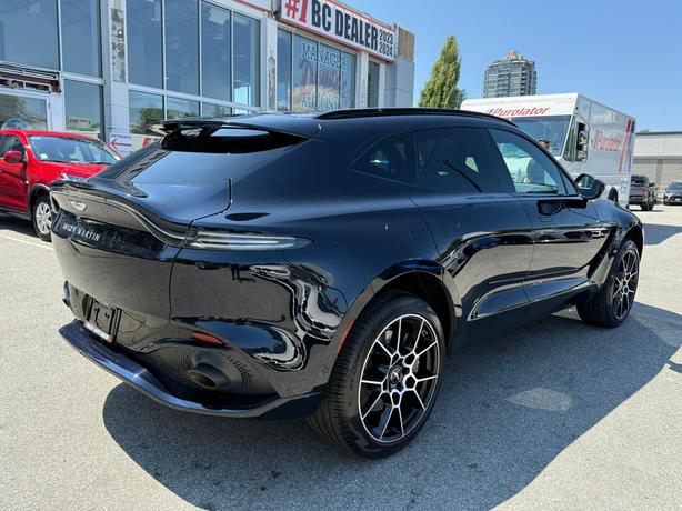2022 Aston Martin DBX - No Accidents, Upgraded Exhaust, Vented Seats image 5