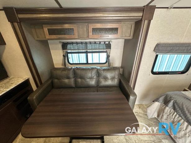 Used 2017 Forest River RV Surveyor 201RBS image 7