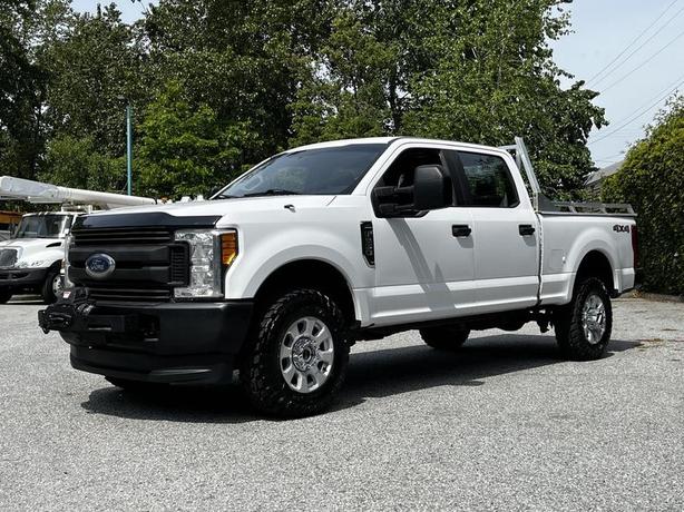 2017 Ford F-250 SuperDuty XL Crew Cab 4WD image 5