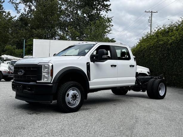 2024 Ford F-550 XL Crew Cab and Chassis 4WD Gas Engine image 5