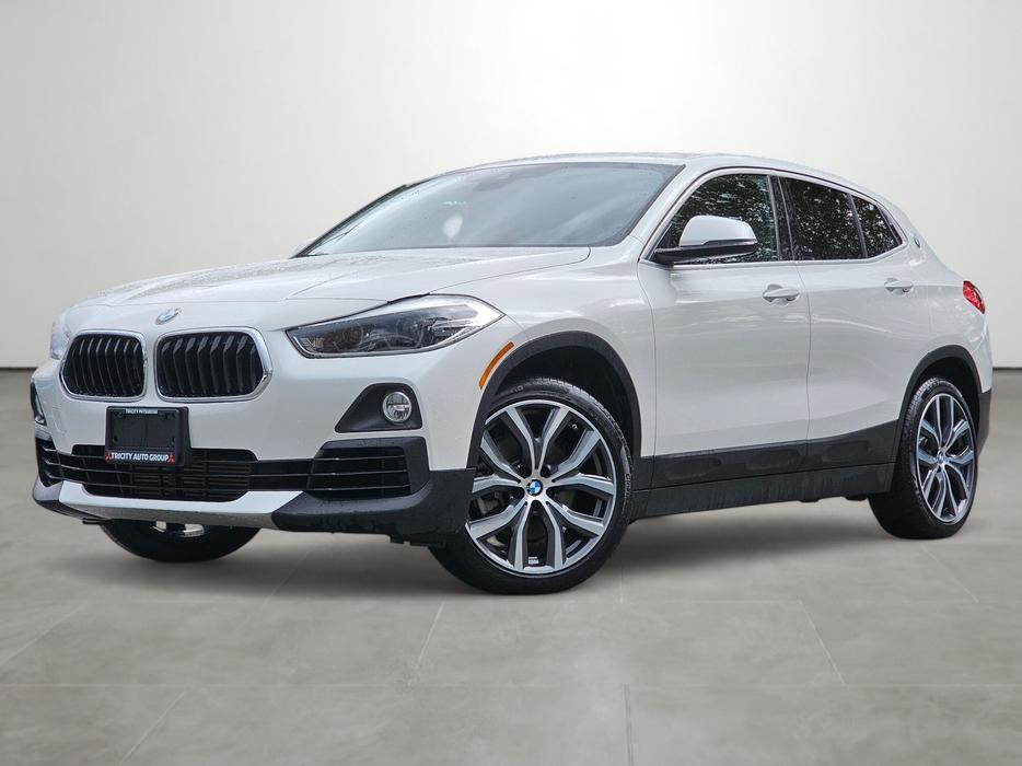 2018 BMW X2 display photo