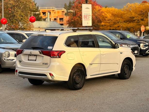 2018 Mitsubishi Outlander PHEV image 6